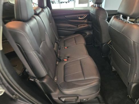 Used 2023 Subaru Ascent Limited AWD/4WD image 10