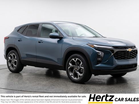 Used 2025 Chevrolet Trax LT w/ LT Convenience Package FWD image 1