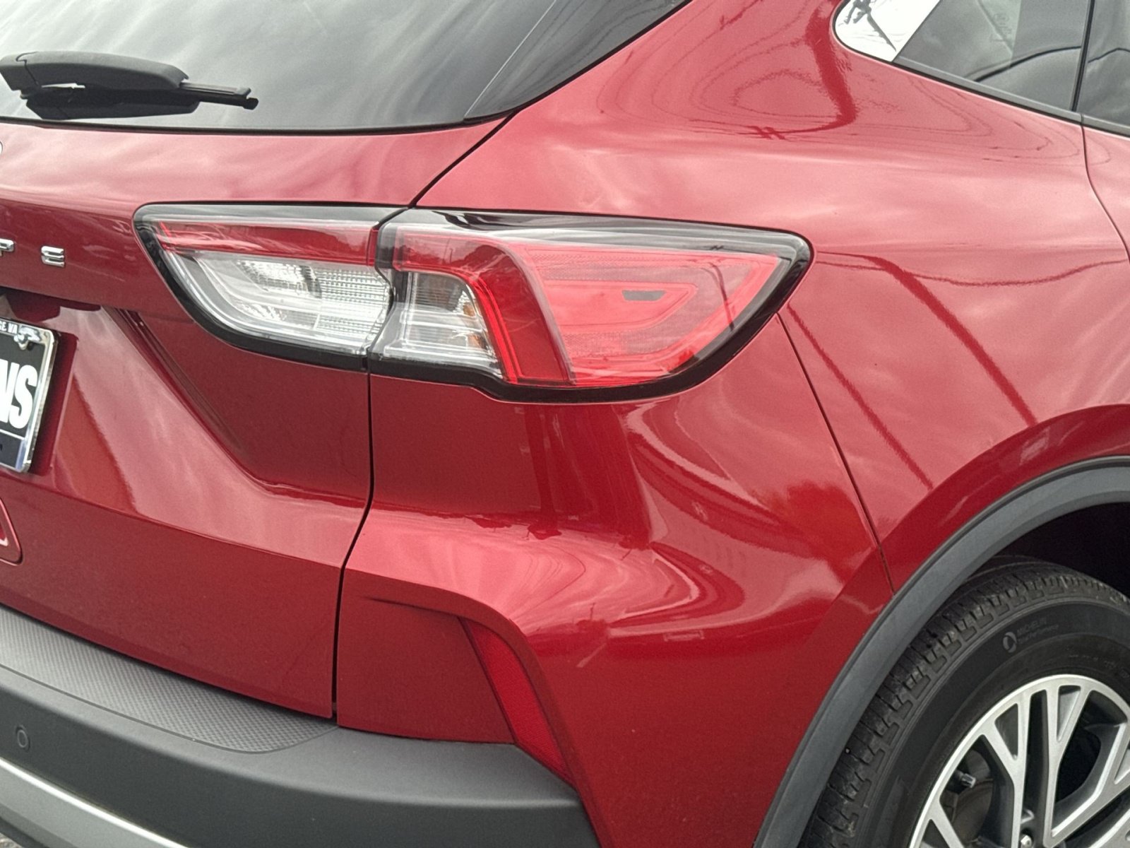 Used 2021 Ford Escape SEL FWD image 11