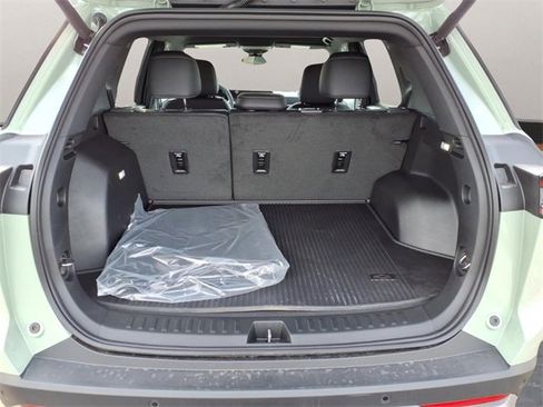 New 2026 Chevrolet Equinox LT w/ Convenience Package II image 5