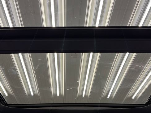 Used 2025 Ford F450 Platinum w/ Camper Package image 46