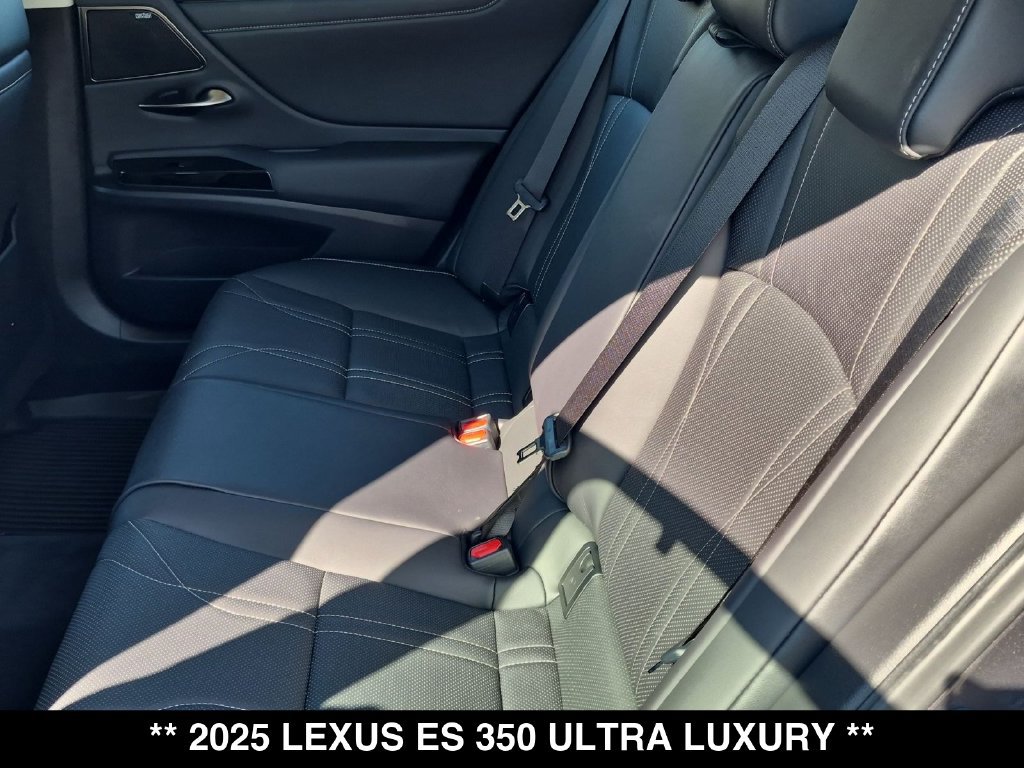 Used 2025 Lexus ES 350 Ultra Luxury w/ Accessory Package (Z2) FWD image 3