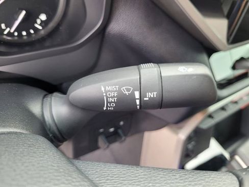 Used 2025 Toyota Tundra SR5 w/ SR5 Convenience Package AWD/4WD image 31