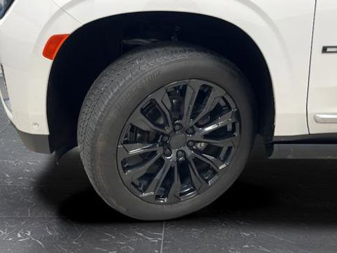 Used 2024 GMC Yukon XL Denali w/ Denali Reserve Package image 40