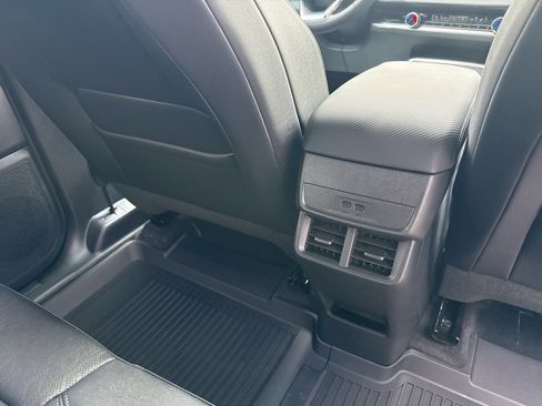 New 2026 Chevrolet Equinox LT w/ Convenience Package II image 19