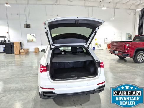 Used 2023 Audi Q3 2.0T Premium AWD/4WD image 39
