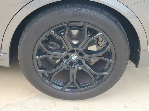 Used 2024 BMW X7 xDrive40i AWD/4WD image 12