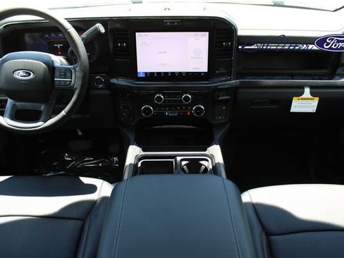 New 2026 Ford F250 4x4 Crew Cab Super Duty image 12