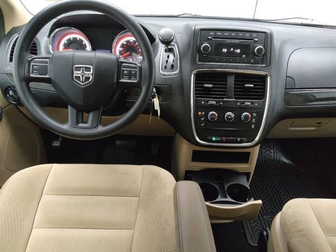Used 2016 Dodge Grand Caravan American Value Package image 22