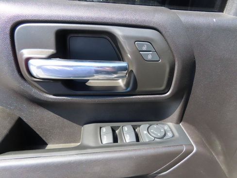 Used 2024 Chevrolet Silverado 2500 Custom w/ Custom Convenience Package AWD/4WD image 28