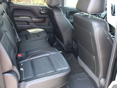 Used 2018 GMC Sierra 1500 Denali w/ Denali Ultimate Package AWD/4WD image 24