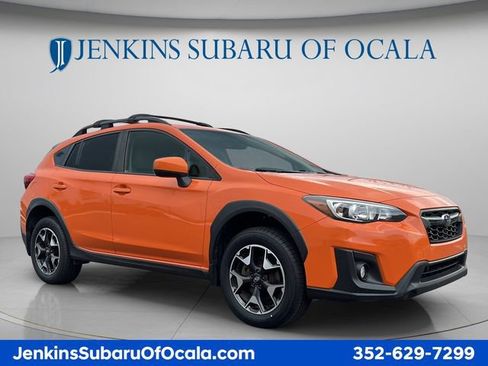 Used 2020 Subaru Crosstrek 2.0i Premium w/ Moonroof Package 1 AWD/4WD image 1
