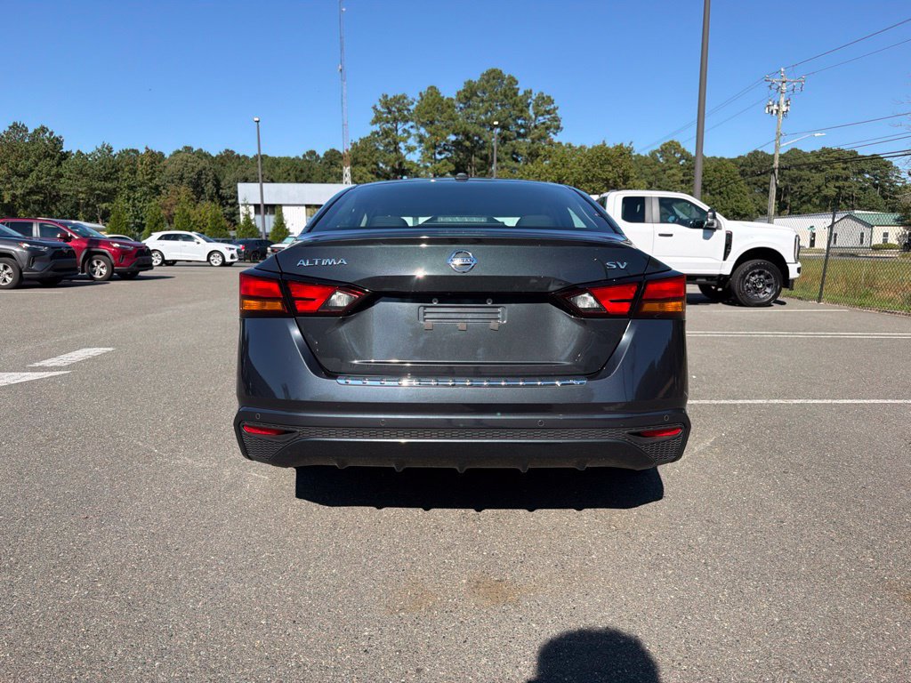 Certified 2022 Nissan Altima 2.5 SV FWD image 6