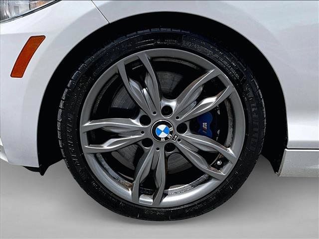 Used 2015 BMW M235i Coupe RWD image 10
