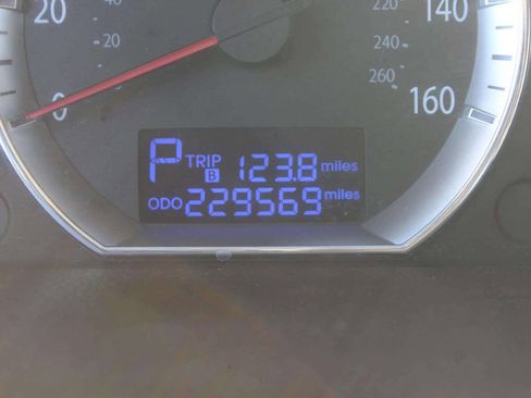 Used 2010 Hyundai Sonata GLS image 11