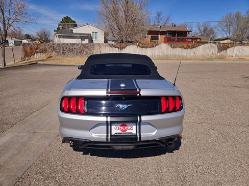 Used 2019 Ford Mustang Premium image 6