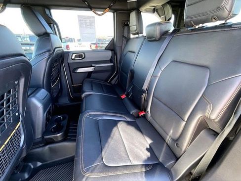 Used 2022 Ford Bronco Badlands image 27