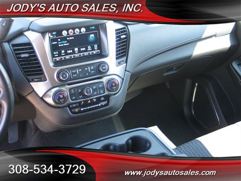 Used 2018 Chevrolet Tahoe LS w/ Skid Plate Package AWD/4WD image 7