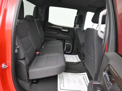 Used 2023 Chevrolet Silverado 1500 LT AWD/4WD image 6