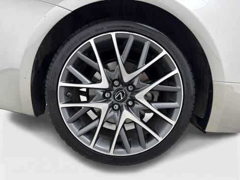 Used 2016 Lexus RC 200t RWD image 45