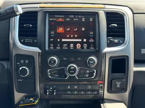 Used 2015 RAM 2500 Limited image 8