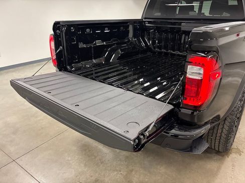 New 2026 GMC Canyon Elevation image 18