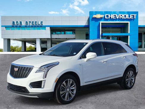Used 2024 Cadillac XT5 Premium Luxury FWD image 2