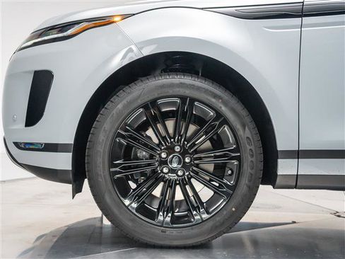 New 2026 Land Rover Range Rover Evoque S image 10