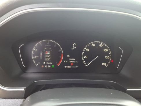 Certified 2025 Honda Pilot Touring image 10