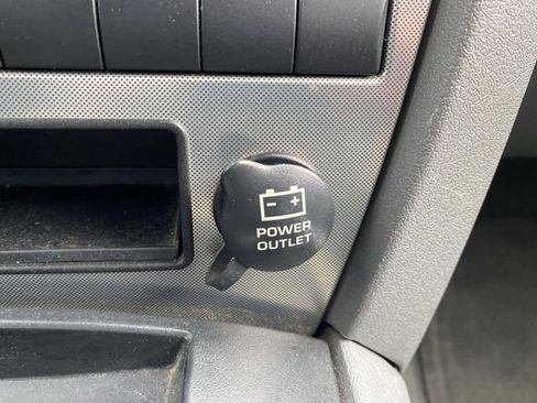 Used 2005 Jeep Grand Cherokee Laredo image 19