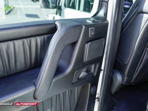 Used 2018 Mercedes-Benz G 63 AMG 4MATIC w/ Night Package image 23