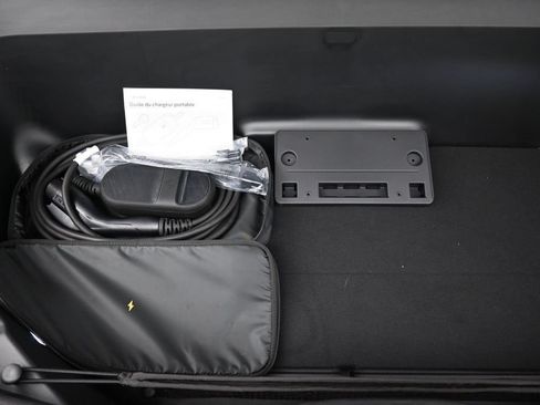 Used 2024 Rivian R1T Adventure AWD/4WD image 28
