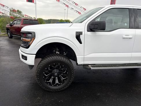 Used 2025 Ford F150 XLT w/ Equipment Group 301A Standard AWD/4WD image 9