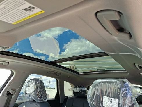 Used 2025 Audi Q5 Premium w/ Convenience Package AWD/4WD image 10
