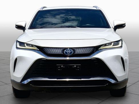 Used 2021 Toyota Venza XLE w/ Softex Package AWD/4WD image 4