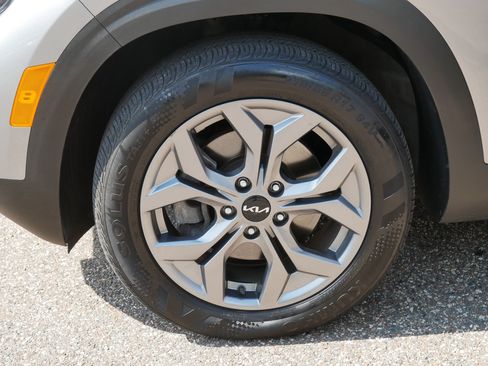 Certified 2024 Kia Seltos S AWD/4WD image 15