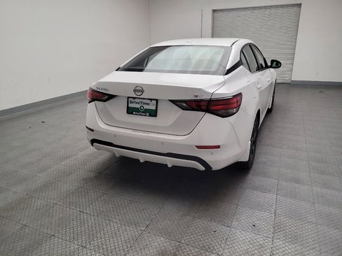 Used 2024 Nissan Sentra SV image 7
