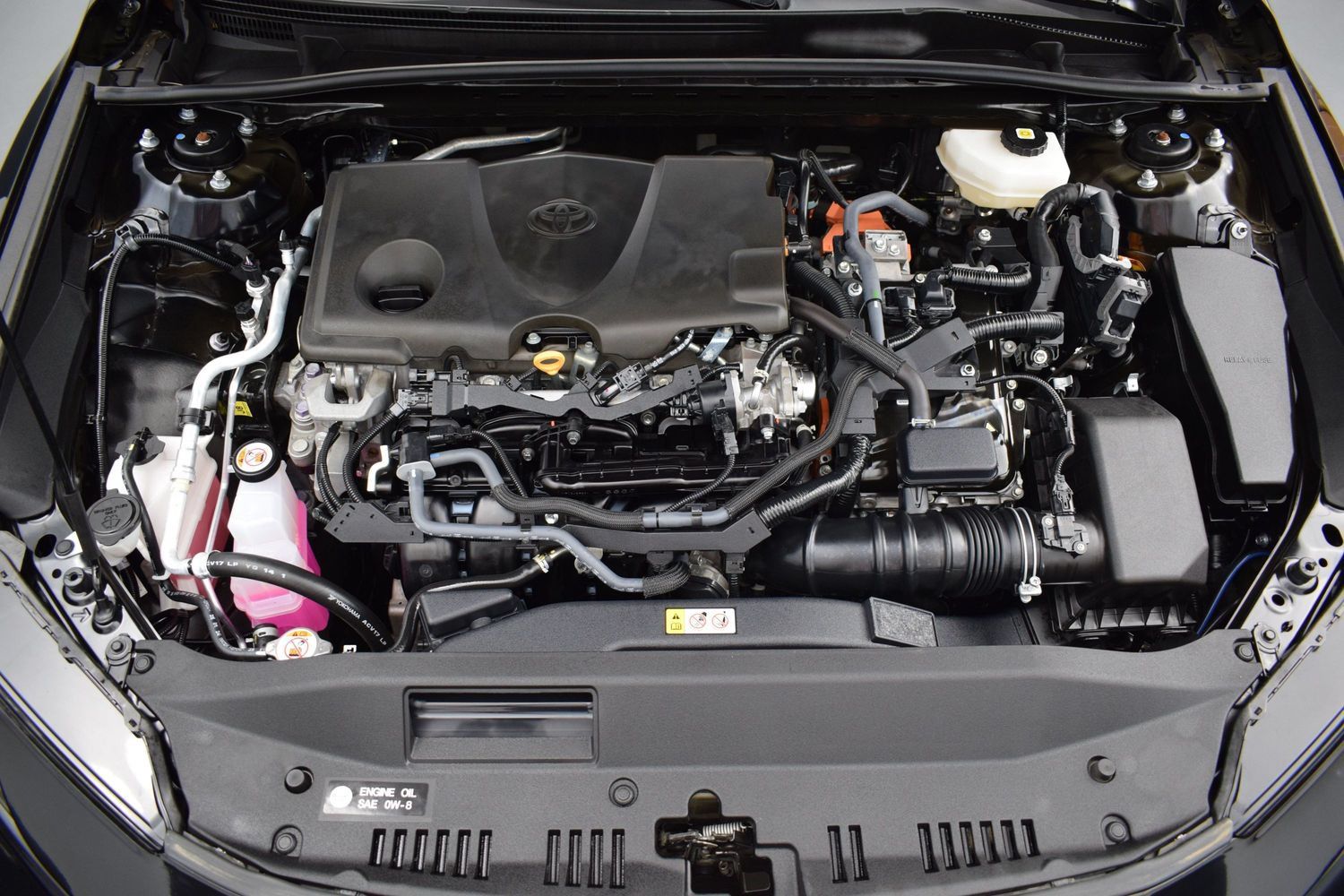 Used 2025 Toyota Camry SE FWD image 9