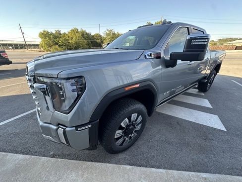 New 2026 GMC Sierra 2500 Denali w/ Denali Reserve Package image 11