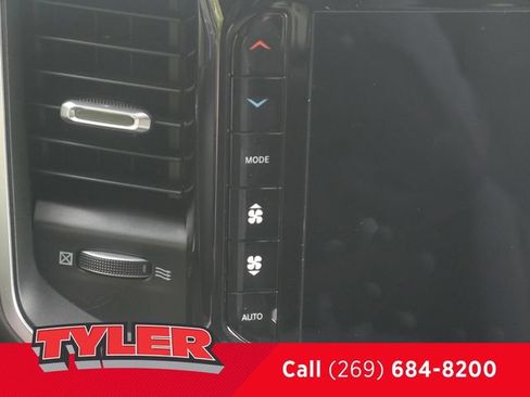 New 2026 RAM 1500 Big Horn AWD/4WD image 33