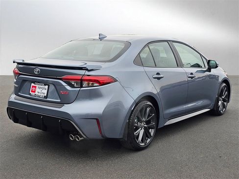 Used 2025 Toyota Corolla XSE image 5