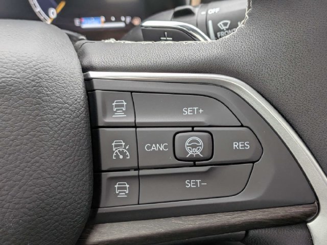 New 2027 Jeep Grand Cherokee Limited w/ Limited Altitude Package AWD/4WD image 28
