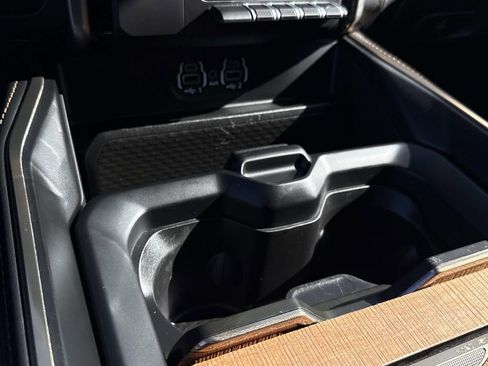 Used 2023 RAM 1500 Limited image 6