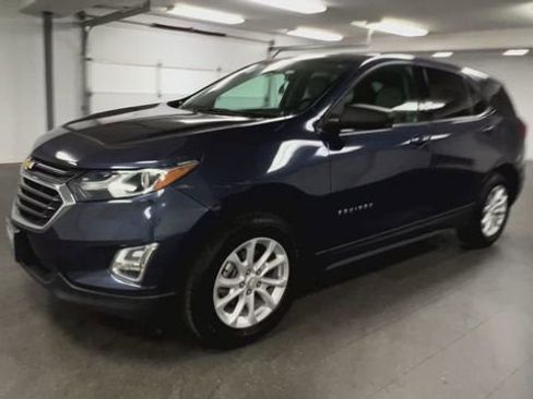 Certified 2018 Chevrolet Equinox LS w/ LPO, Cargo Package AWD/4WD image 4