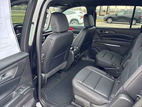 Used 2025 Chevrolet Traverse Z71 w/ Driver Confidence Package image 15