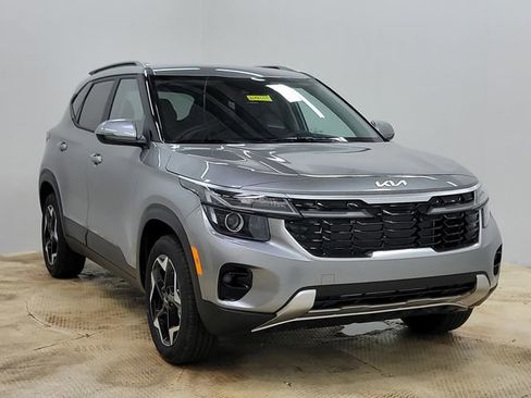 New 2026 Kia Seltos S image 3