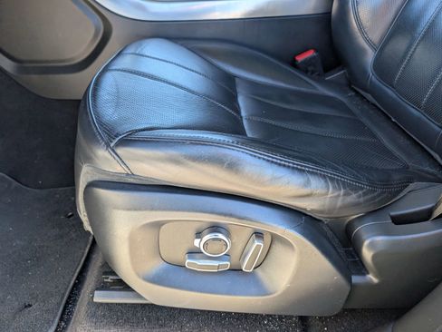 Used 2016 Land Rover Range Rover Sport HSE image 28