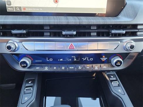 New 2025 Kia Telluride EX w/ EX Captain's Chair Package image 22