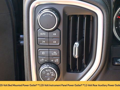 Used 2019 Chevrolet Silverado 1500 High Country w/ Technology Package image 17