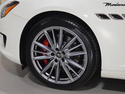 Certified 2024 Maserati Quattroporte Modena Ultima Q4 AWD/4WD image 5